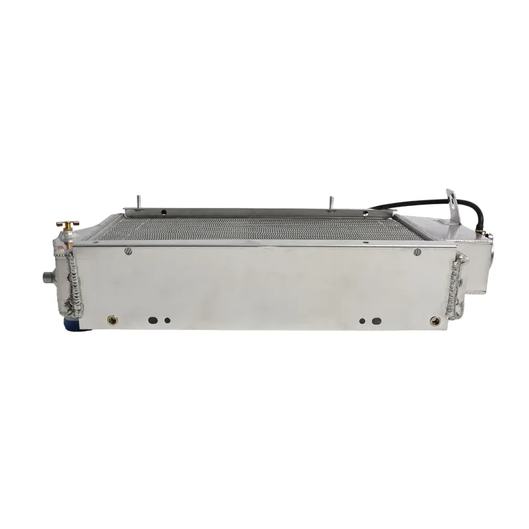 Nakkaa 4 Row Core Aluminum Tractor Radiator Compatible with 2030 2020 2440 2640 1520 2630 2130 1830 401 2120 400 300 AR65715 AL25255, photo 3